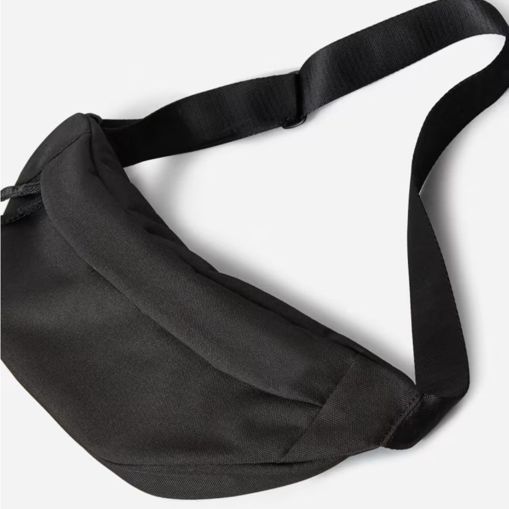 Everlane Transit Fanny Pack